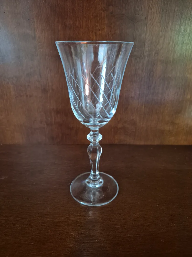 Set of 11 Etched Mid-Century Wine Glasses thumbnail