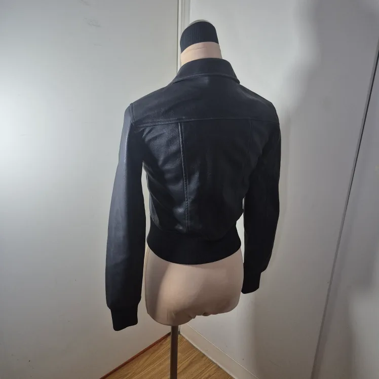 Black Leather Bomber Jacket image indicator(4)