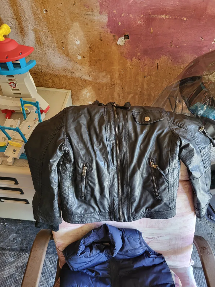 Mixed Clothing Lot - Various Sizes image indicator(3)