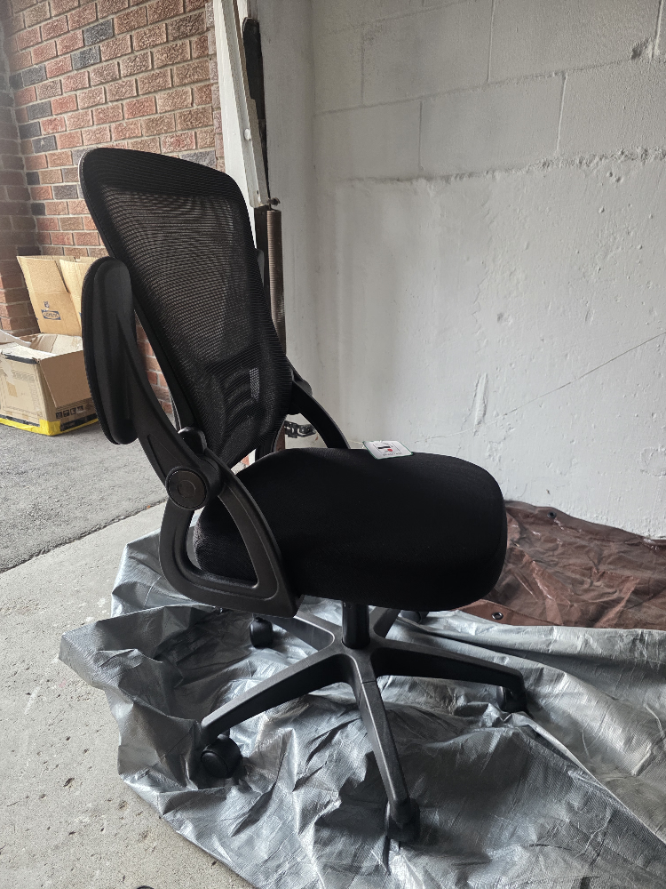 Ergonomic Mesh Office Chair - Black - photo 3