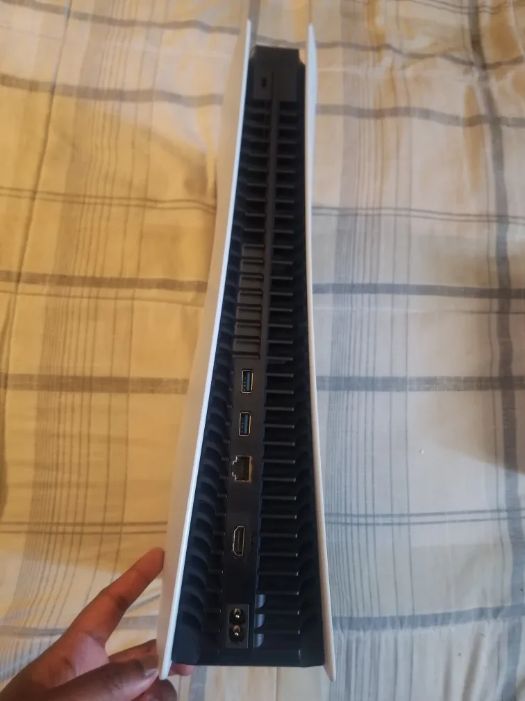 Disc PS5 Console with Brand New Controller image indicator(4)