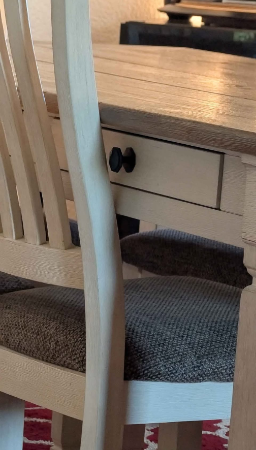 Dining Table with 6 Chairs - photo 2