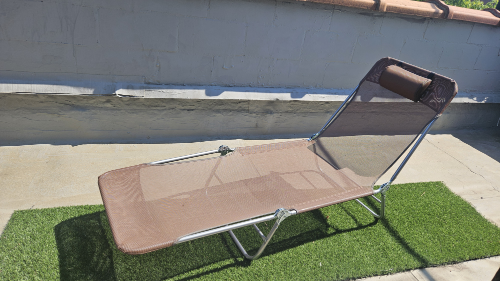 Brown Folding Reclining outdoor lounge chair