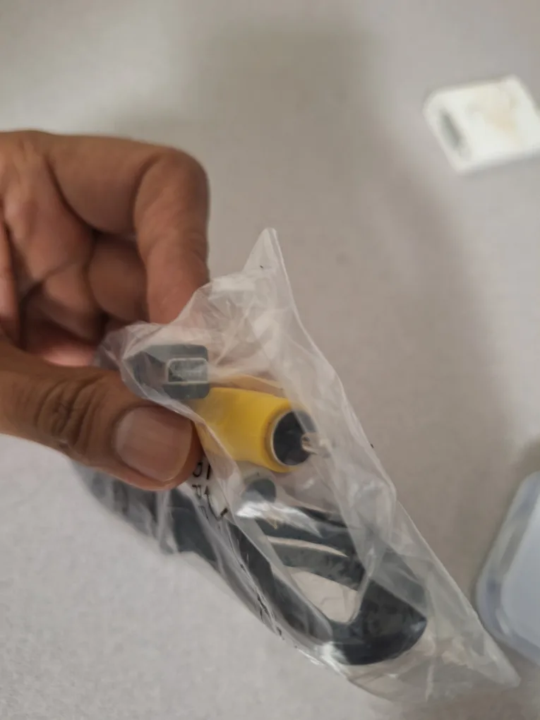 RCA Cable image indicator(2)