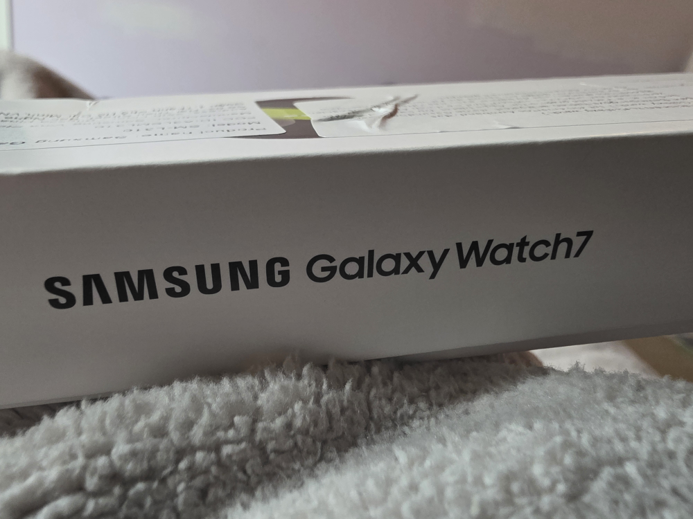 Samsung Galaxy Watch 7 - New in Box! - photo 2