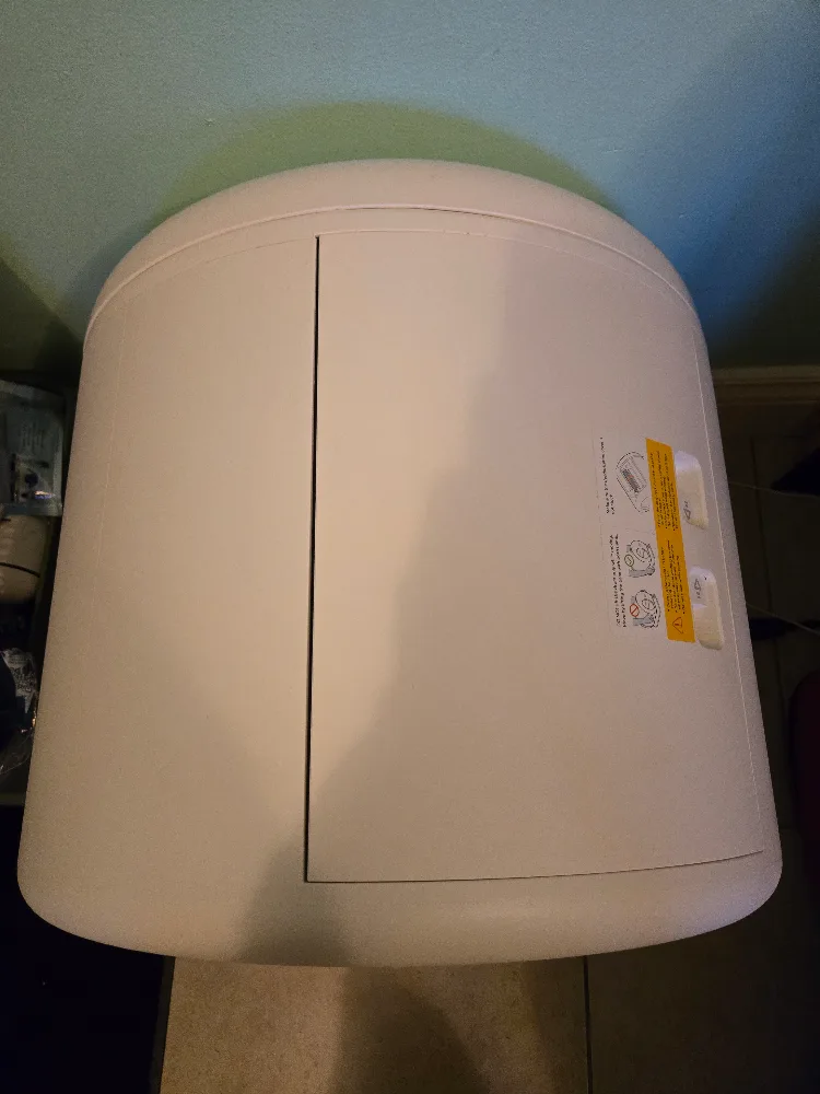 Like-New MeoWant Self-Cleaning Cat Litter Box w/ Free Stuff image indicator(3)