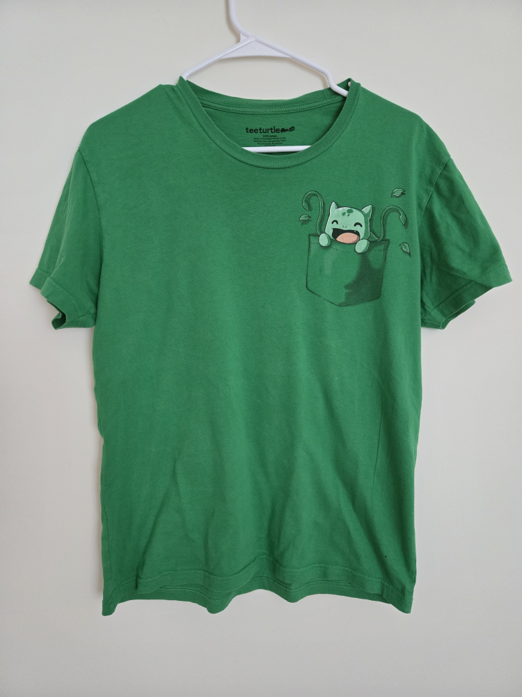 TeeTurtle Green Bulbasaur Pocket Tee - Size S