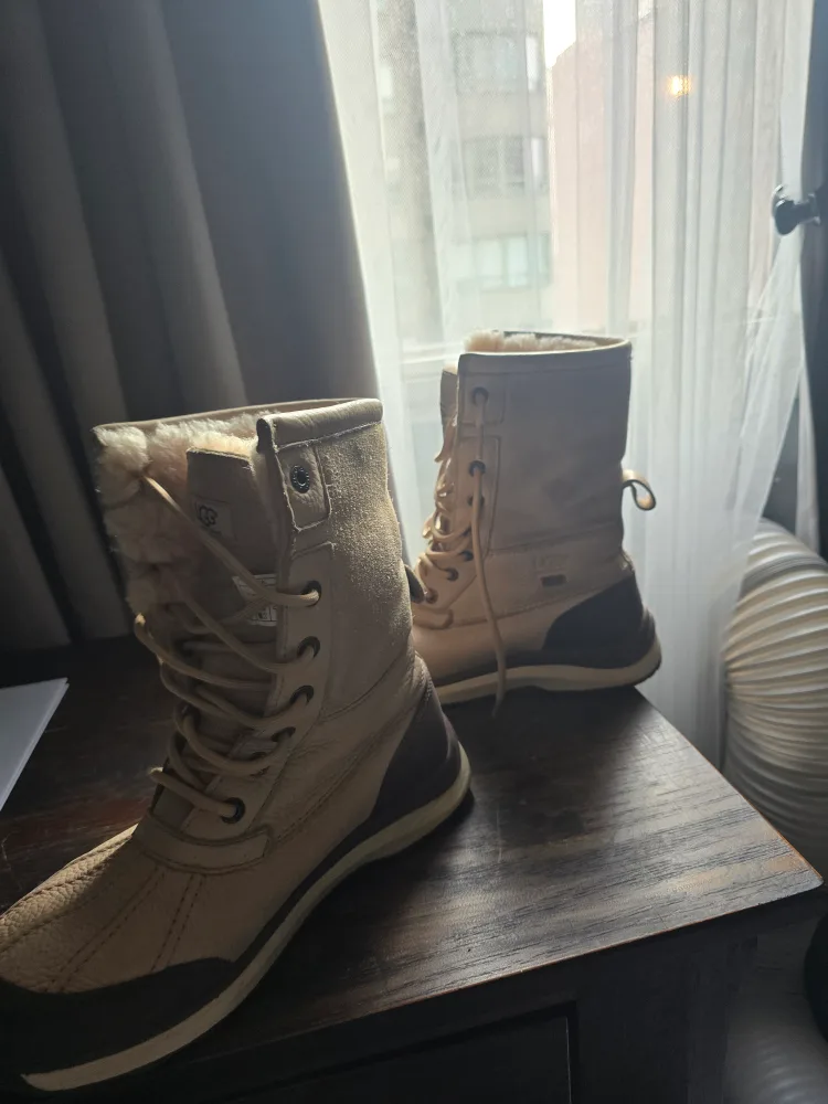 UGG Adirondack III Waterproof Winter Boots image indicator(3)