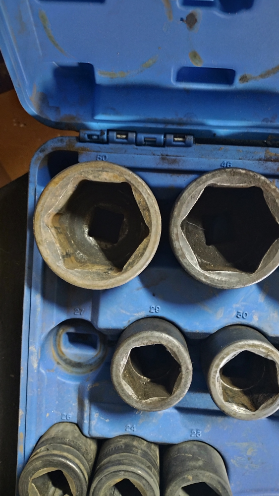 3/4 Socket Set with Case - photo 2