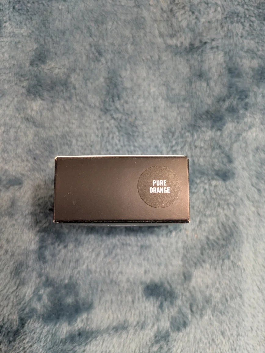 MAC Studio Finish Skin Corrector - Pure Orange image indicator(2)