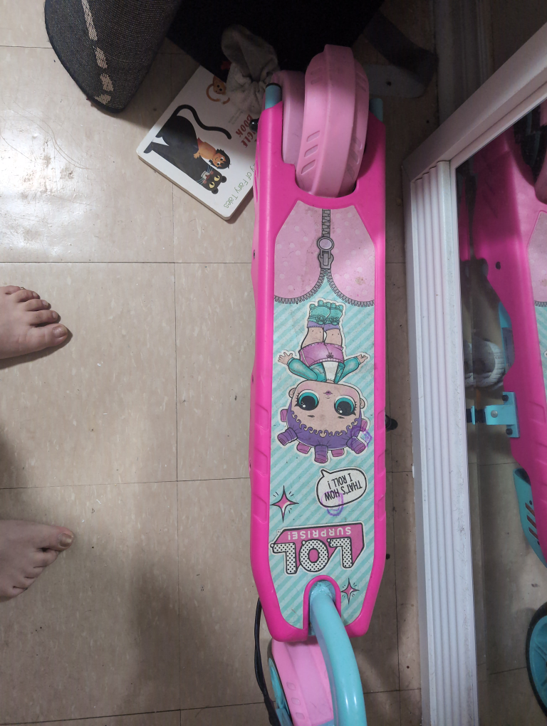 LOL Surprise! Electric Scooter - Pink & Blue - photo 3