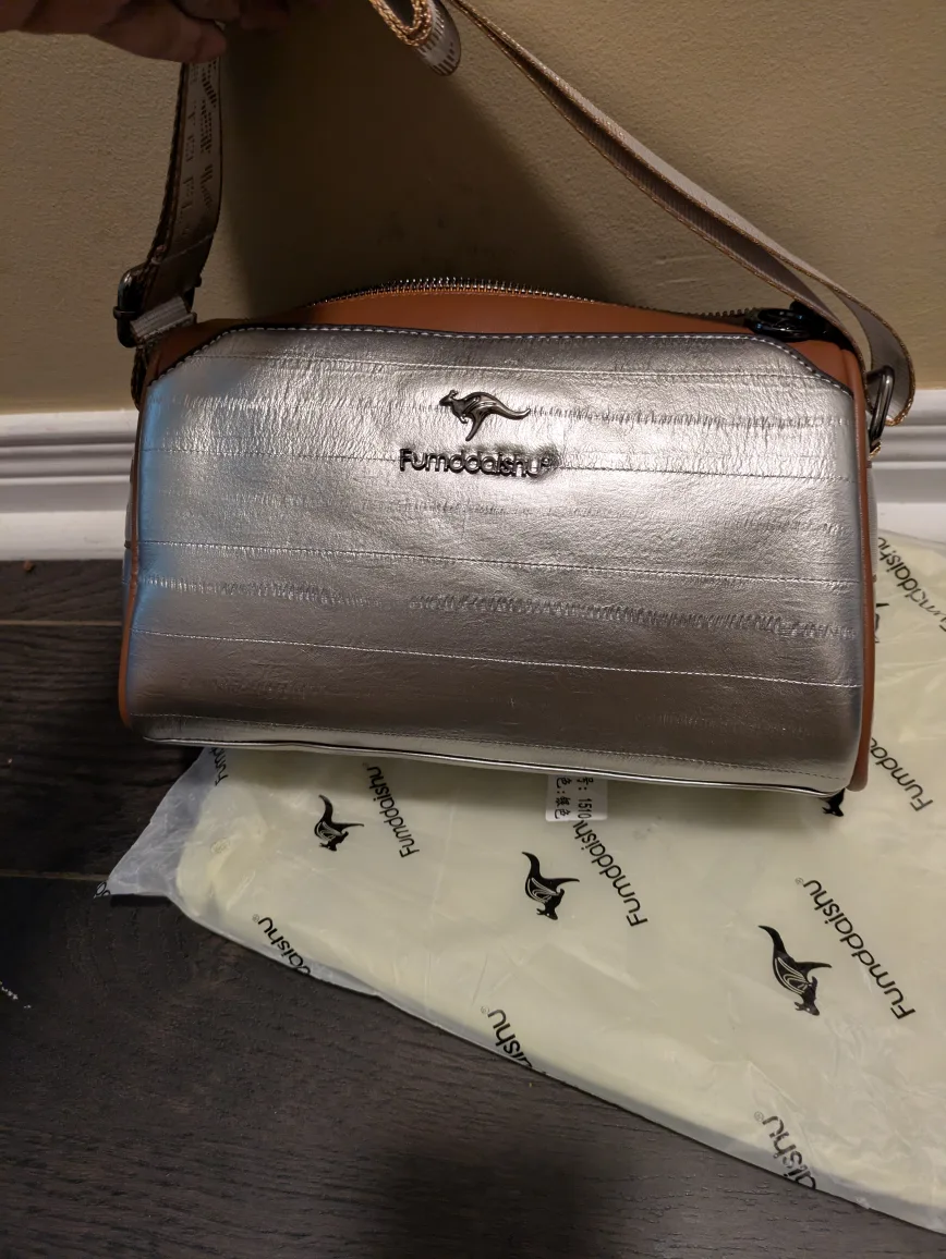 brand new stylish Silver  women's Crossbody Bag image indicator(3)