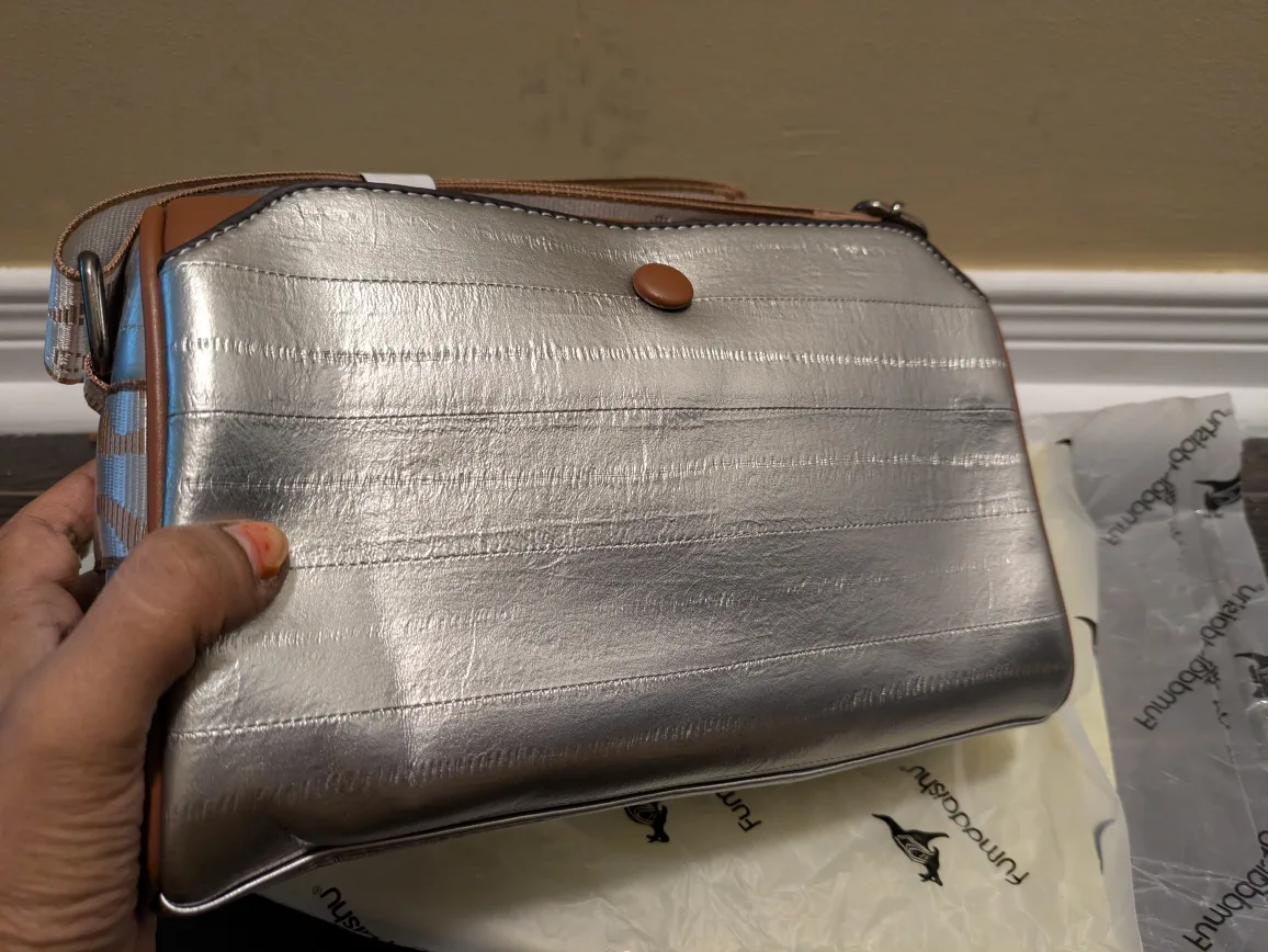 brand new stylish Silver  women's Crossbody Bag image indicator(4)