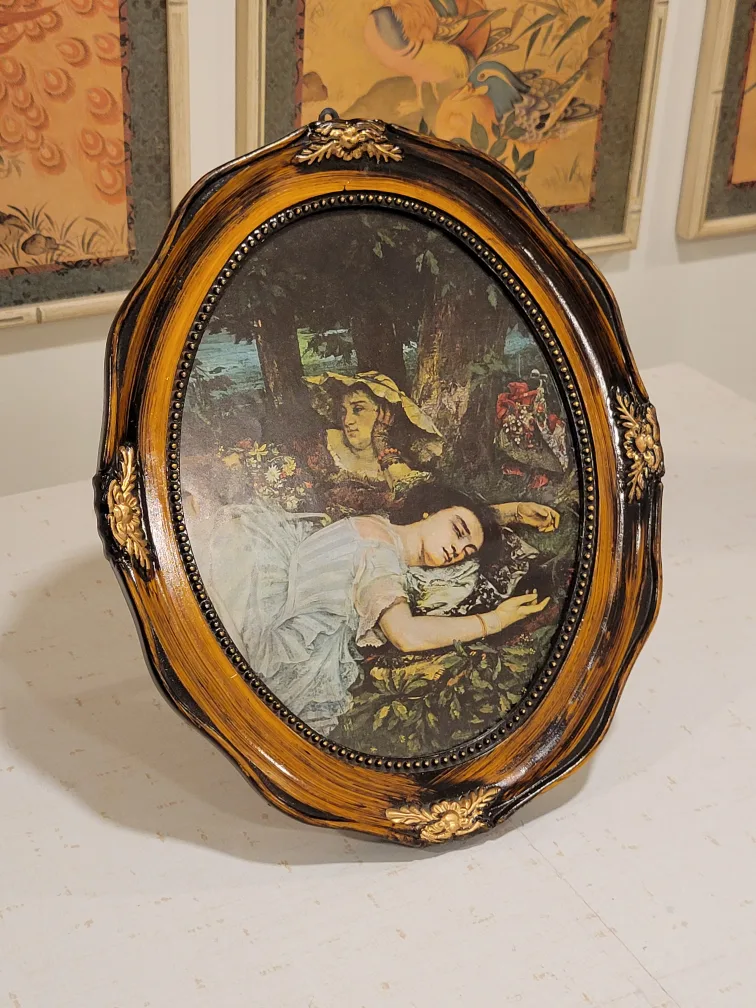 Vintage Oval Wood Picture Frame thumbnail