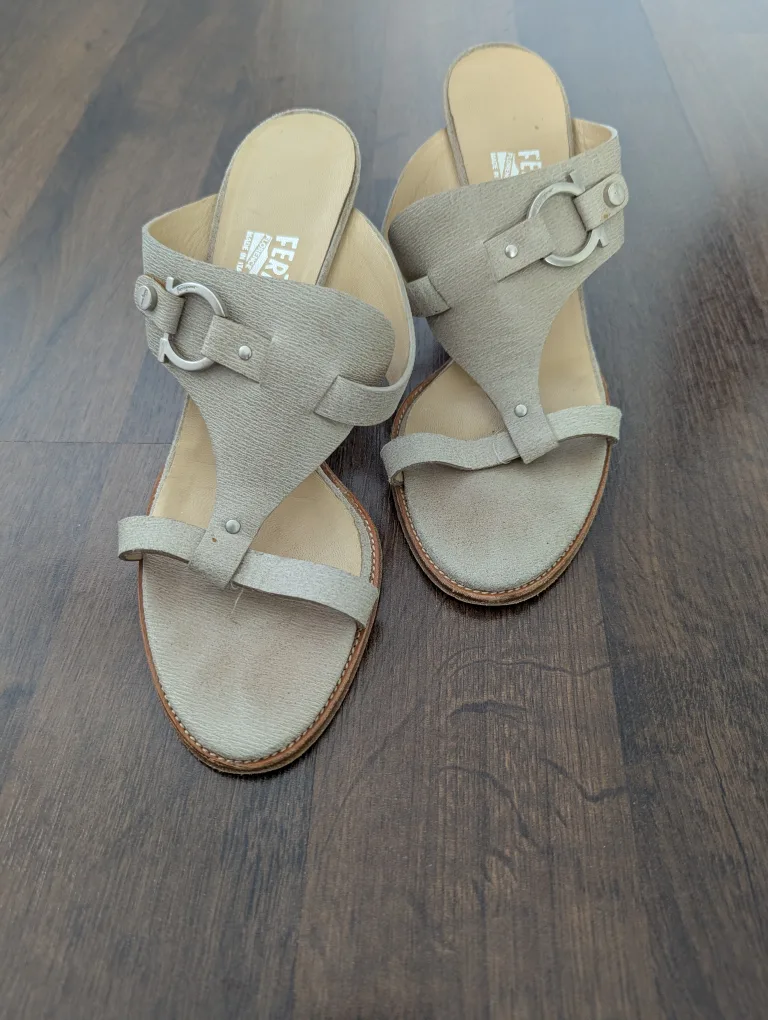 women shoes - Salvatore Ferragamo sandals image indicator(4)