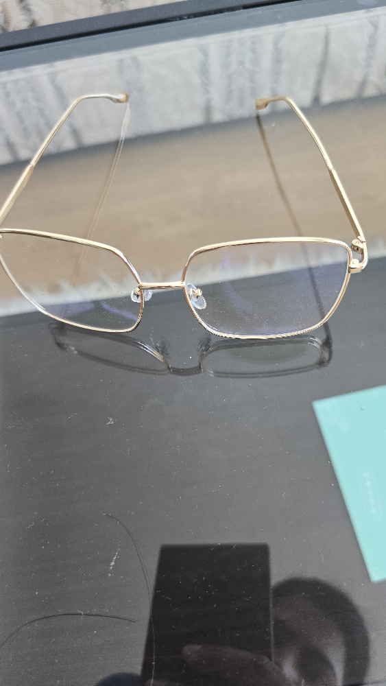 Square Gold Frame Glasses - photo 2
