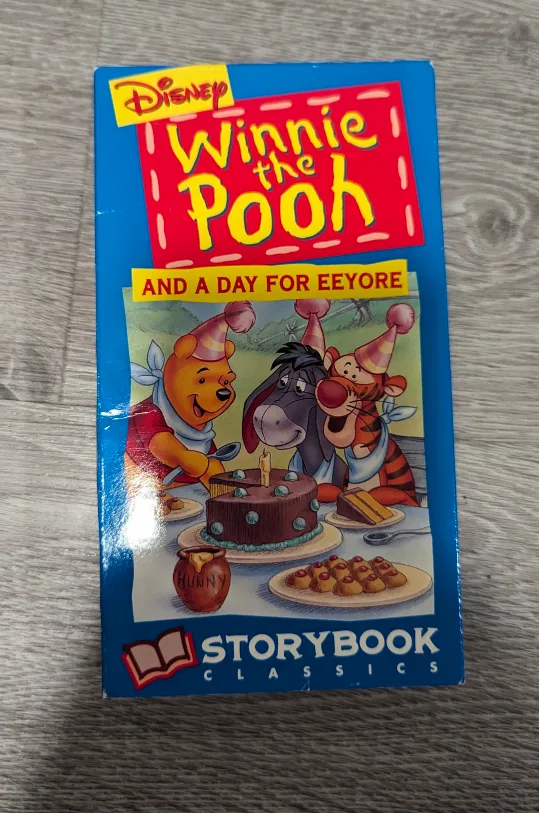 Disney Winnie the Pooh VHS Tape Movie thumbnail