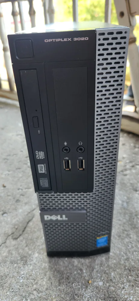 Dell OptiPlex 3020 Desktop PC thumbnail