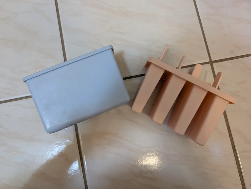 🥕Popsicle Mold - 4 Cavity image indicator(4)