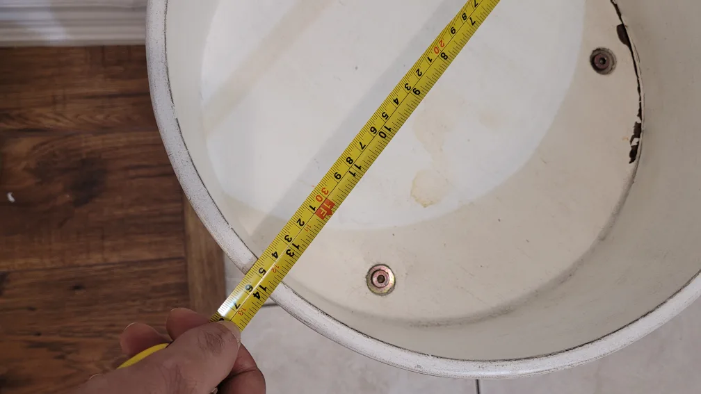 Vintage White plant pot stands - Set of 2 image indicator(3)