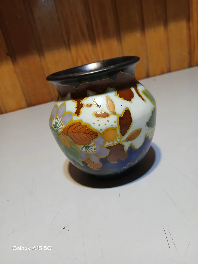 Floral Ceramic Vase image indicator(4)