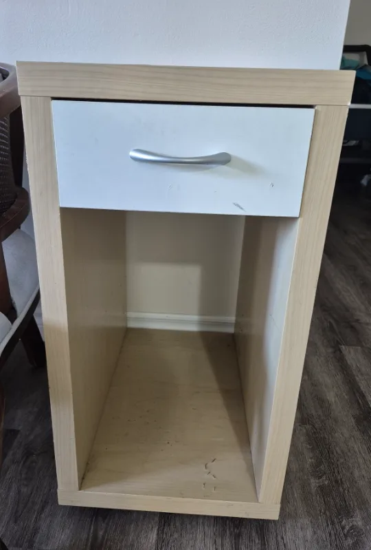Bedside Table with Drawer image indicator(2)