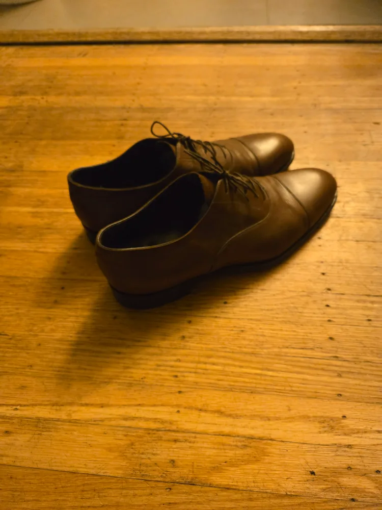 Louis Vuitton Brown Leather Dress Shoes - Size 11 image indicator(3)