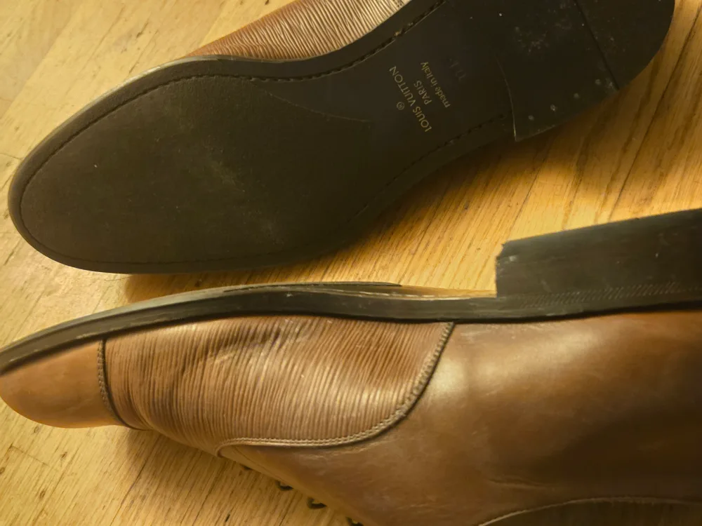 Louis Vuitton Brown Leather Dress Shoes - Size 11 image indicator(4)