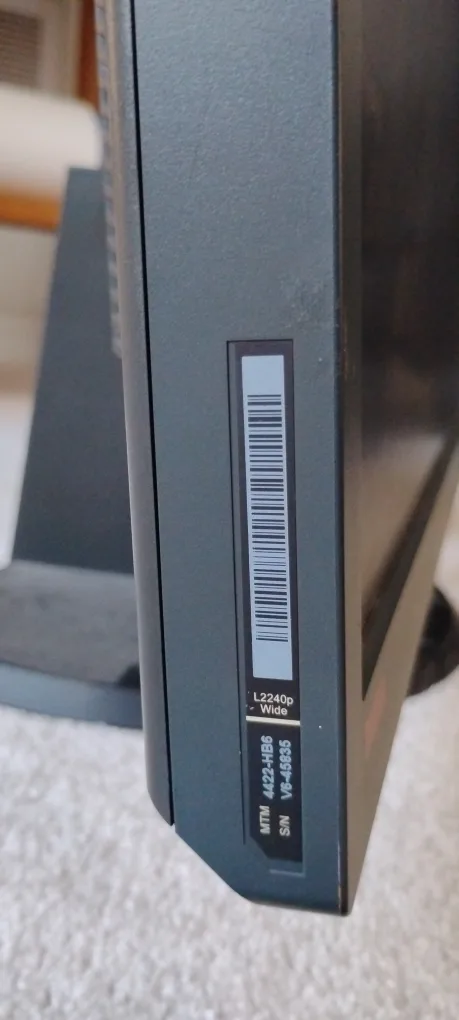 Lenovo L2240p Wide Monitor. please read the description image indicator(5)