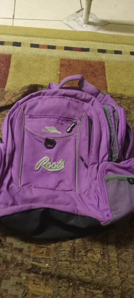 Roots Purple Backpack image indicator(2)