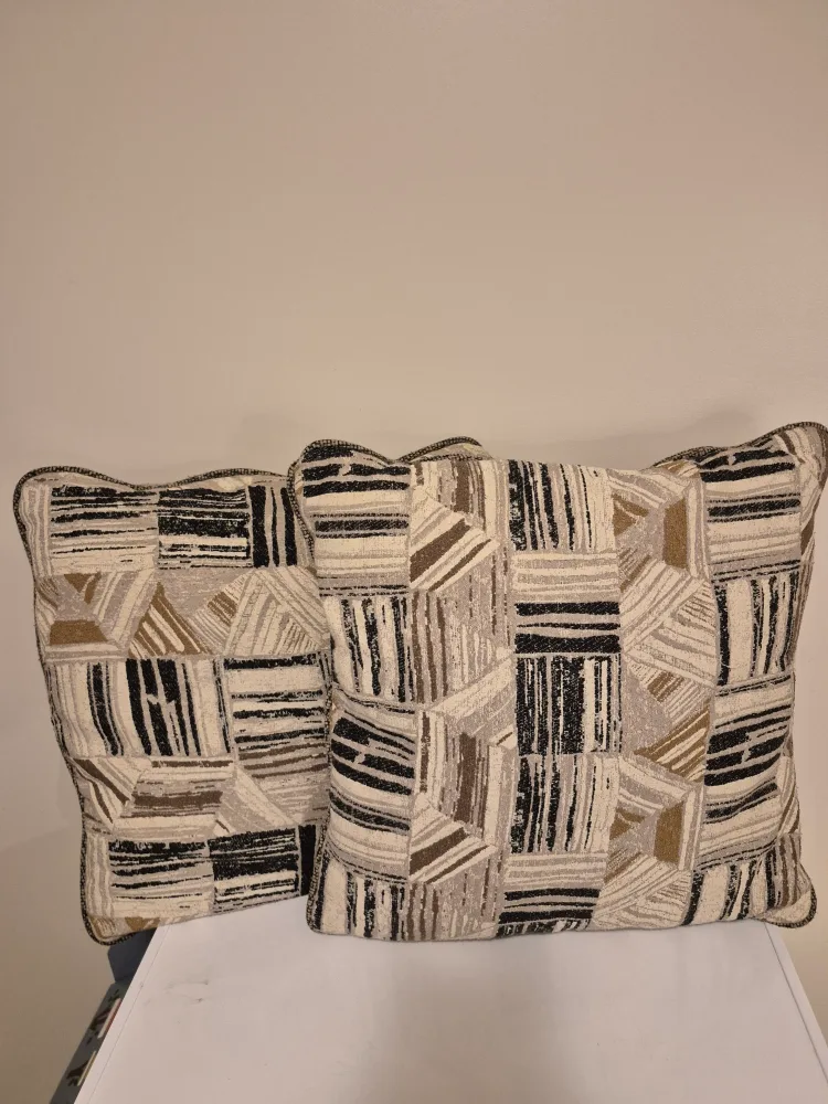 Decorative Throw Pillows - Set of 2 thumbnail