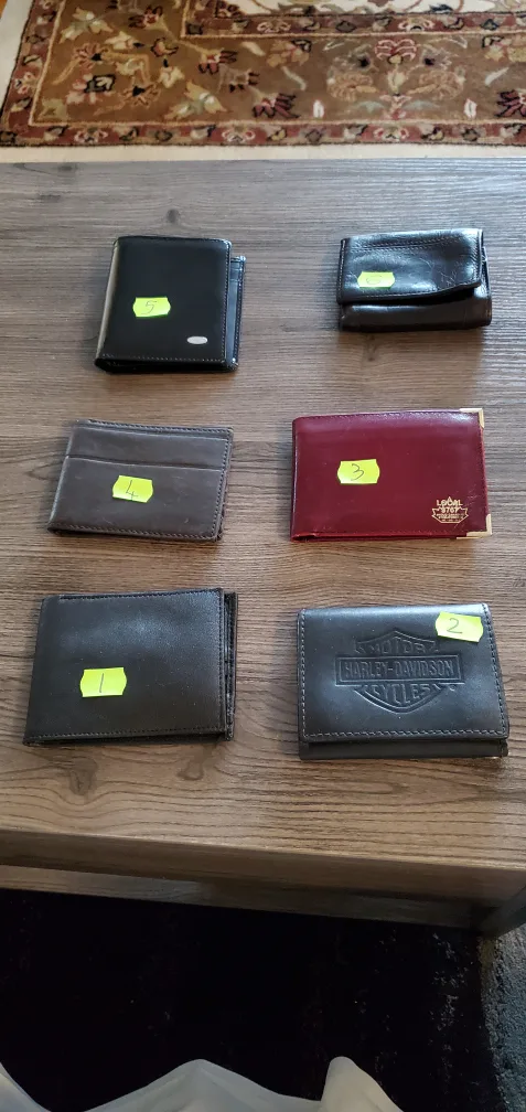 Assorted Wallets - Men's and Women's thumbnail