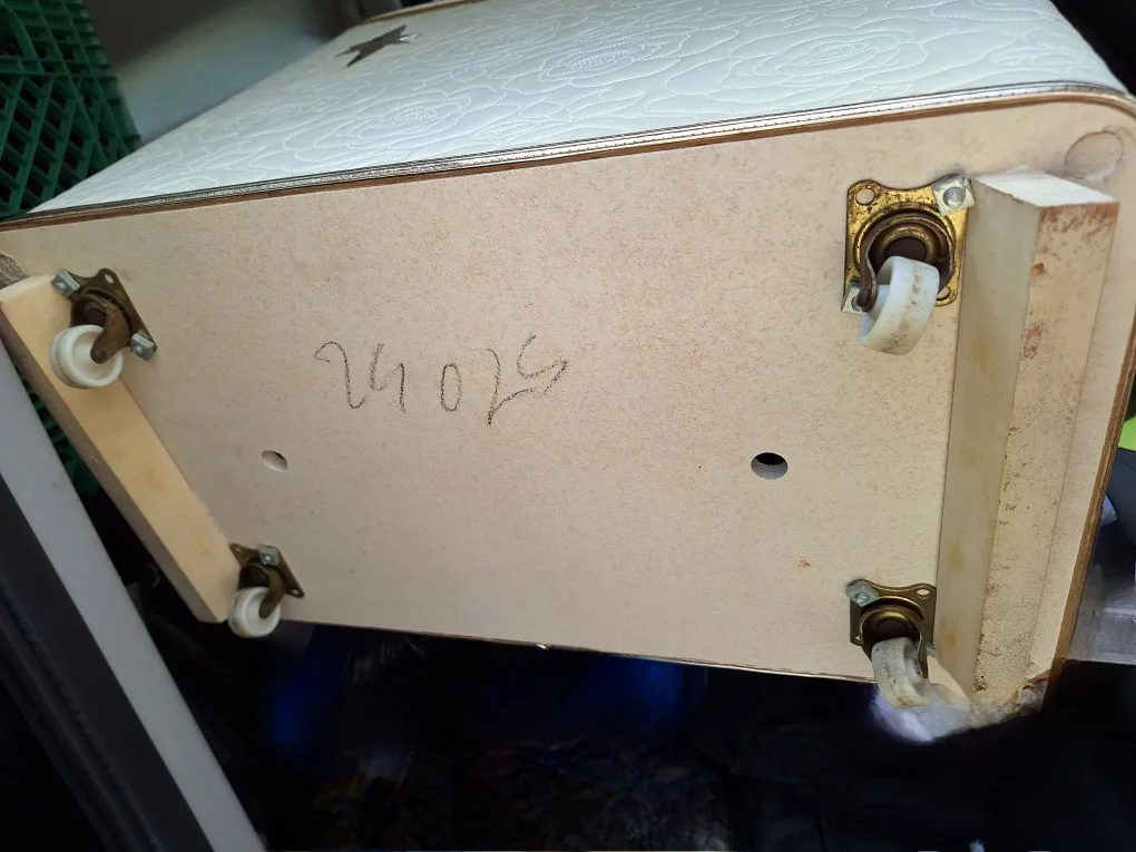 Vintage Simpsons-Sears Laundry Hamper 🧡 (Kit Cat Club rescue) image indicator(3)