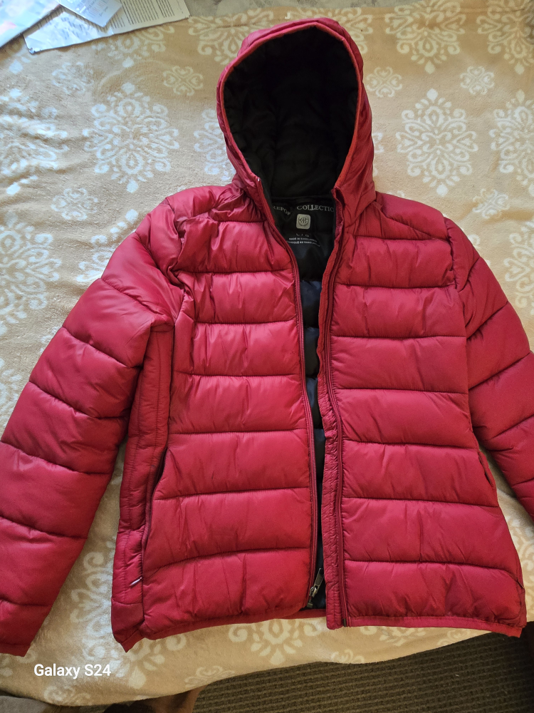 Red Puffer Jacket - Med/Large like new