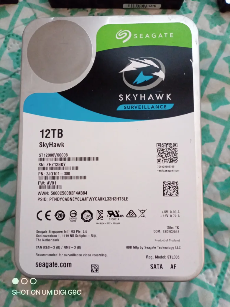 Seagate SkyHawk Surveillance 12TB & 4TB HDD image indicator(4)