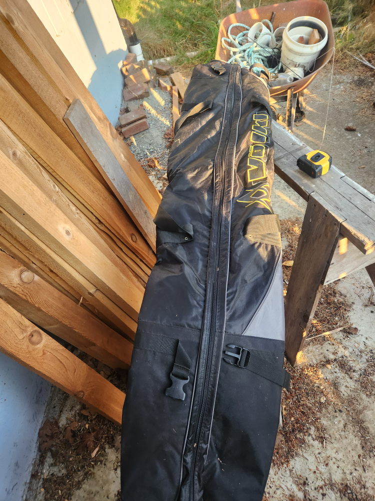 Voikla Snowboard Bag with Wheels