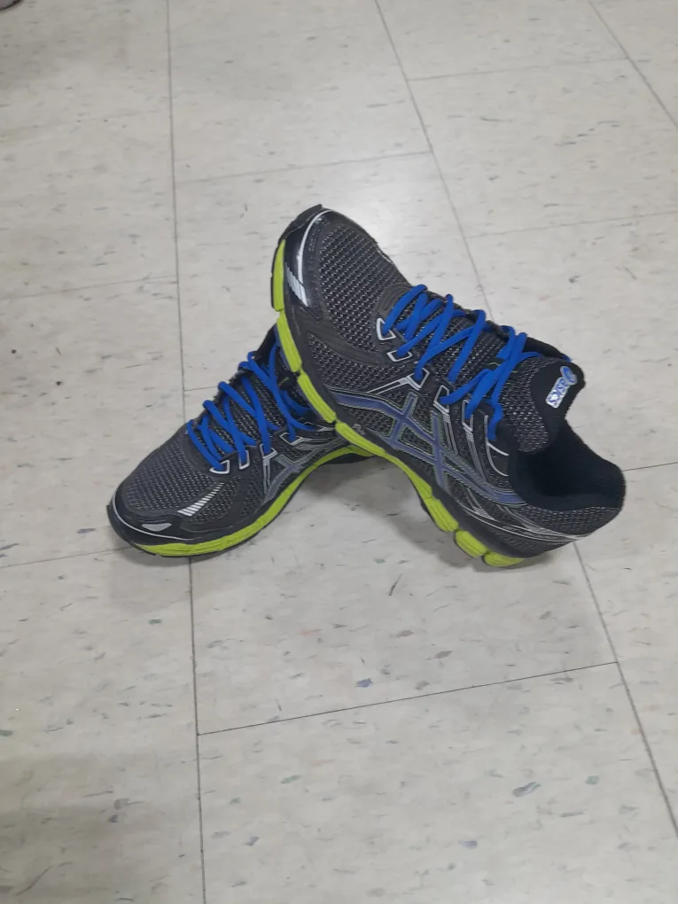 Asics Running Shoes Men's Size 10 thumbnail