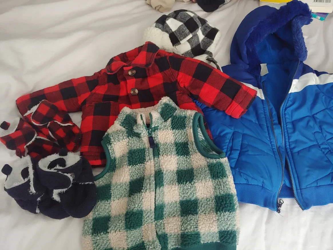 Baby/Toddler Winter wear 3-18 months 🧡 thumbnail