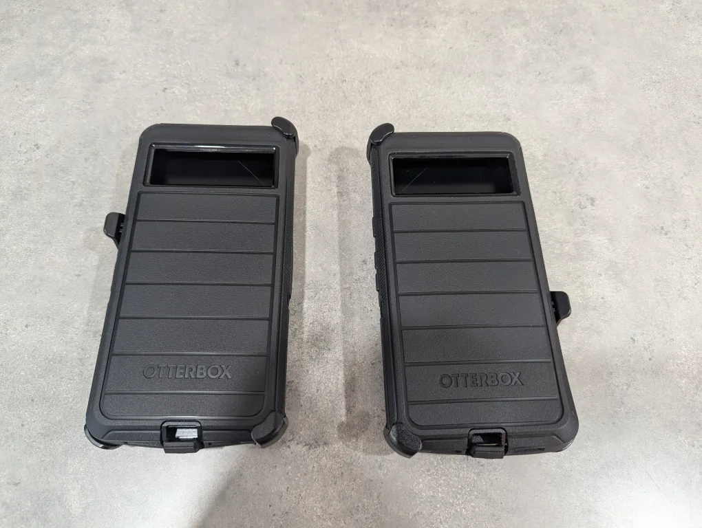 Otterbox Defender Google Pixel 7 Case image indicator(2)