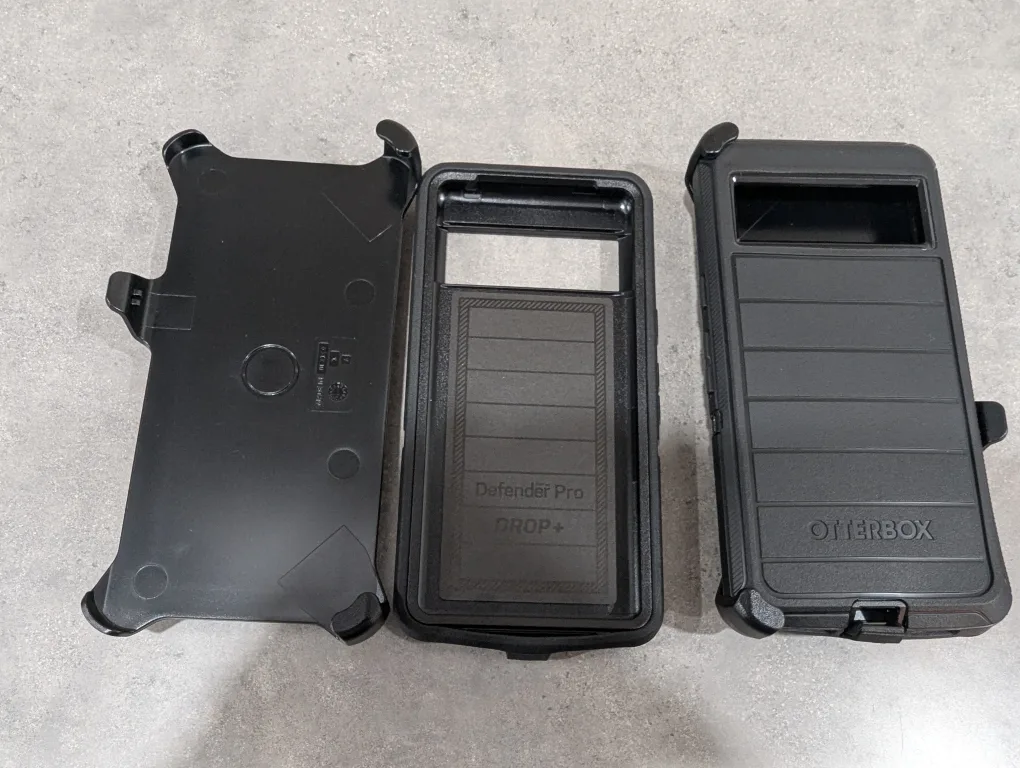 Otterbox Defender Google Pixel 7 Case image indicator(3)