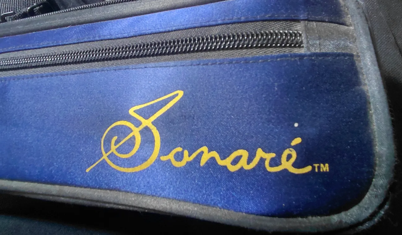 Sonare SF-301 Flute with Case image indicator(4)