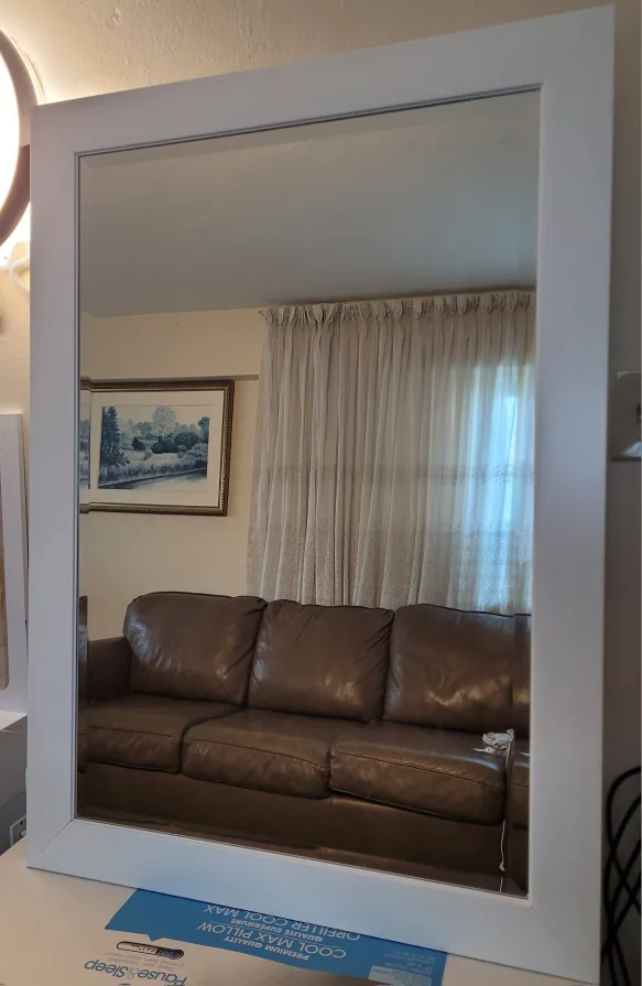 White Framed Mirror image indicator(2)