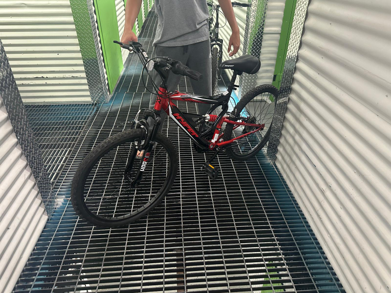Huffy Rock Creek 24" Mountain Bike