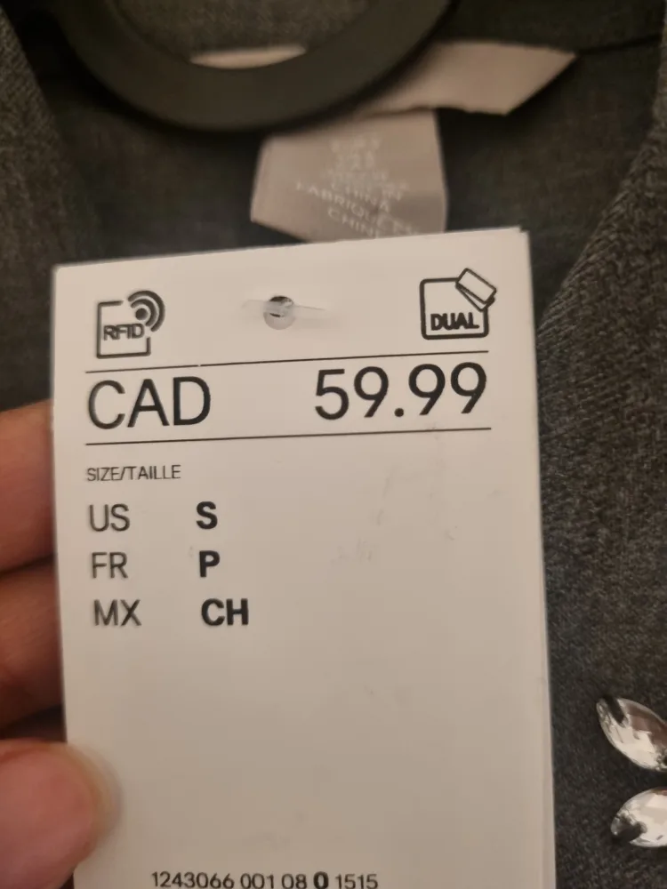 ❕️66% off❕️H&M Grey Embellished Blouse image indicator(4)