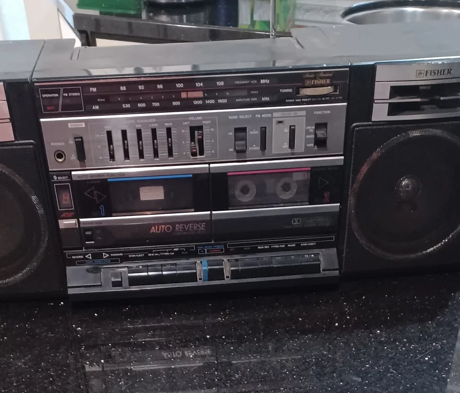 Fisher Boombox - Vintage Style image indicator(2)