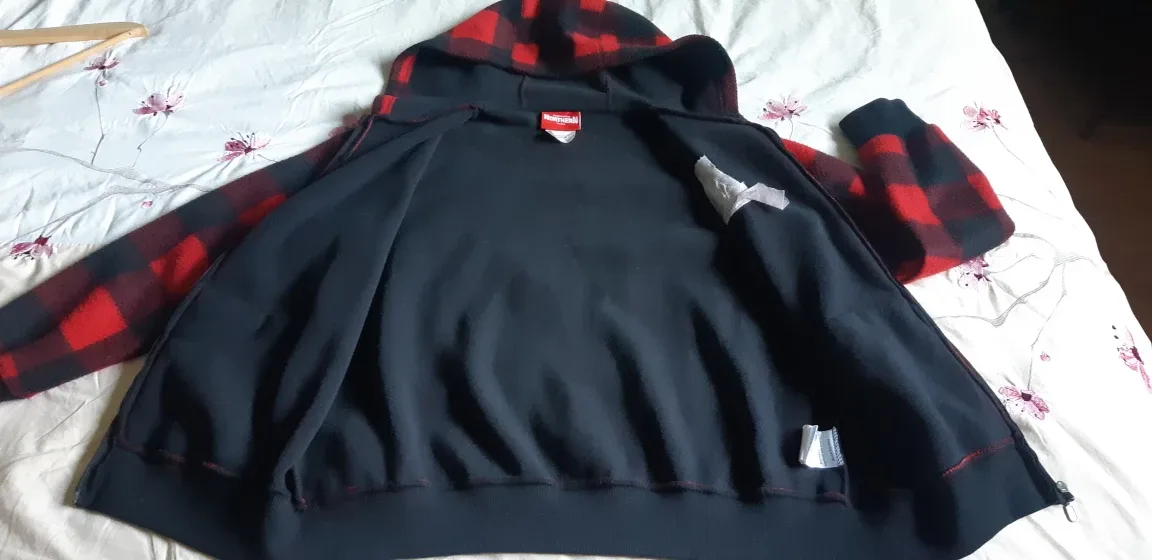 Unisex Northern Souvenirs Arrowhead Plaid Hoodie XL youth image indicator(4)