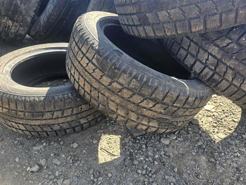 205/55/R16 toyo observe winter tiresfull set - photo 4