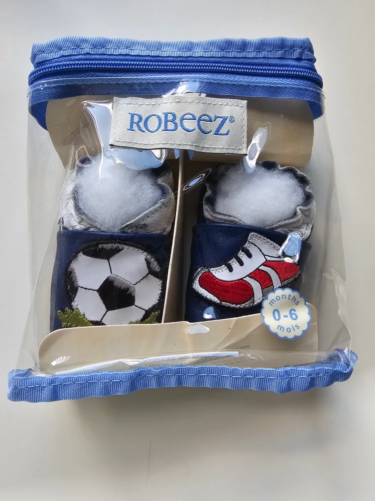 Robeez Baby Shoes - 0-6 Months - New in package thumbnail