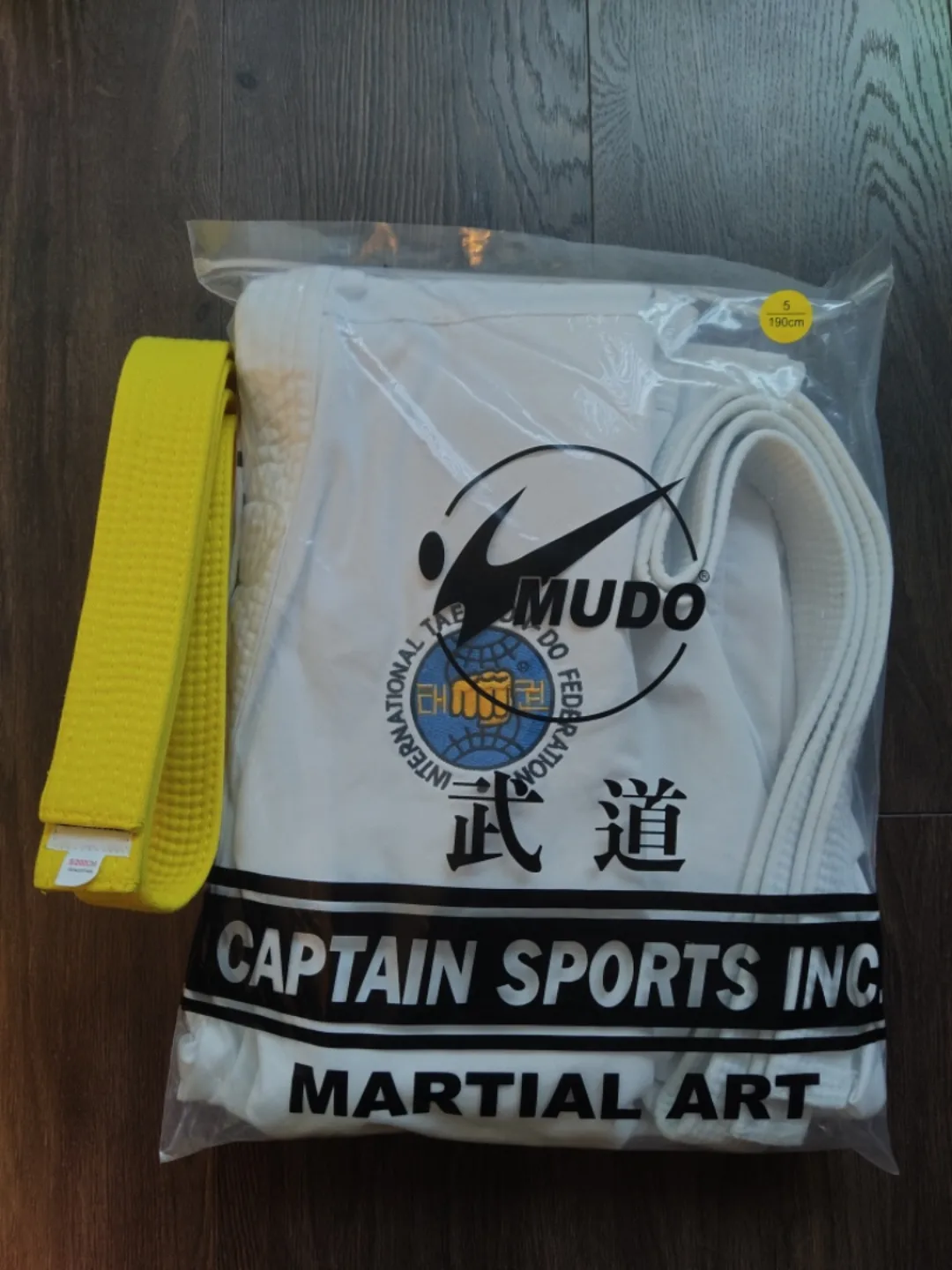 Captain Sports Martial Art Uniform Size 5