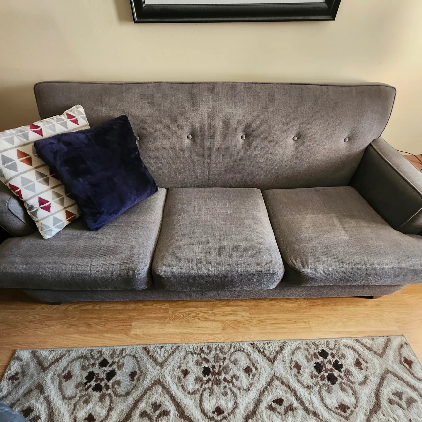 Grey Sofa image indicator(2)